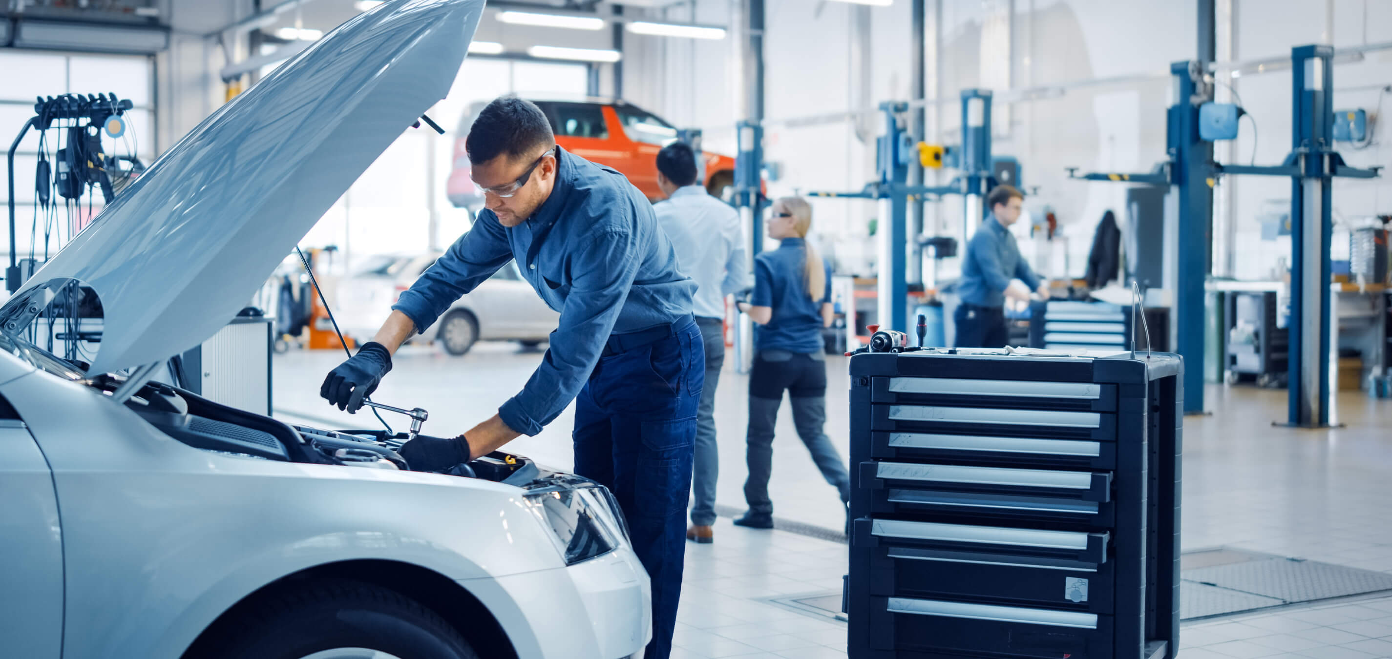 Güvenli Sürüşün Temeli, Doğru Servis Seçimiyle Başlar: Pendik’te Güneri Motors Yanınızda